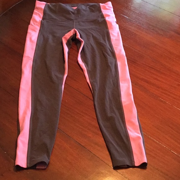 Athleta Pants - Women’s Athleta stash pocket tight SMALL